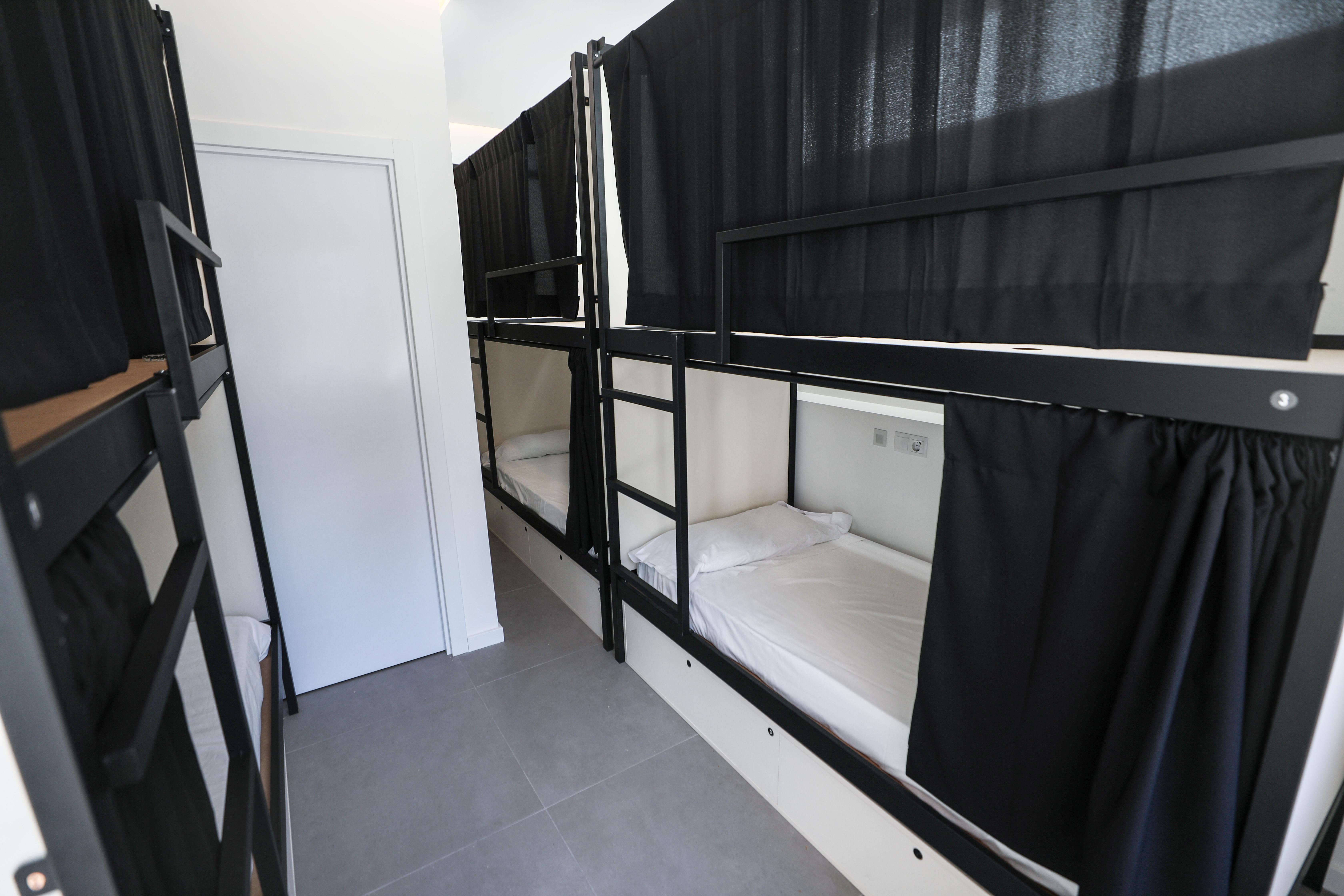 Hostel Myd La Latina Madrid Kültér fotó